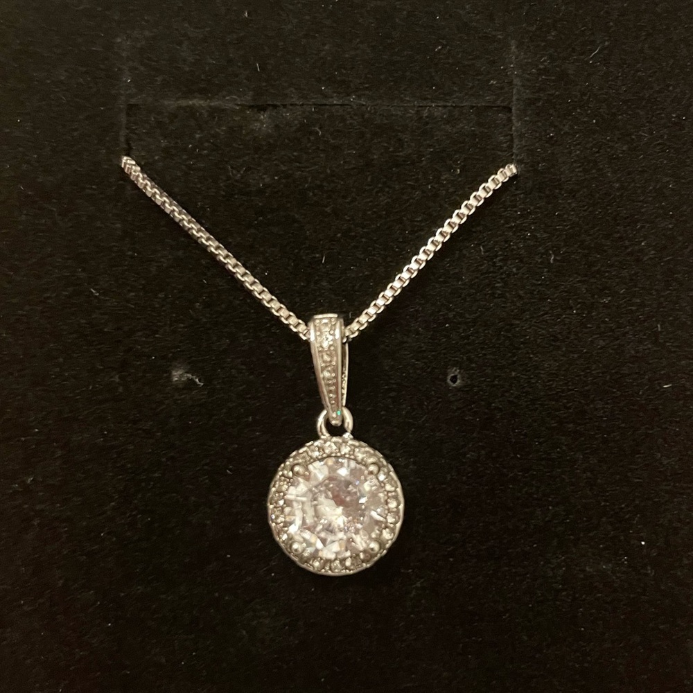 Eternal Hope Necklace - Picture 3 of 7